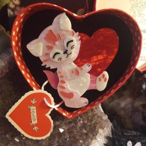 NIB Valentine's Day Feline The Love Erstwilder Brooch